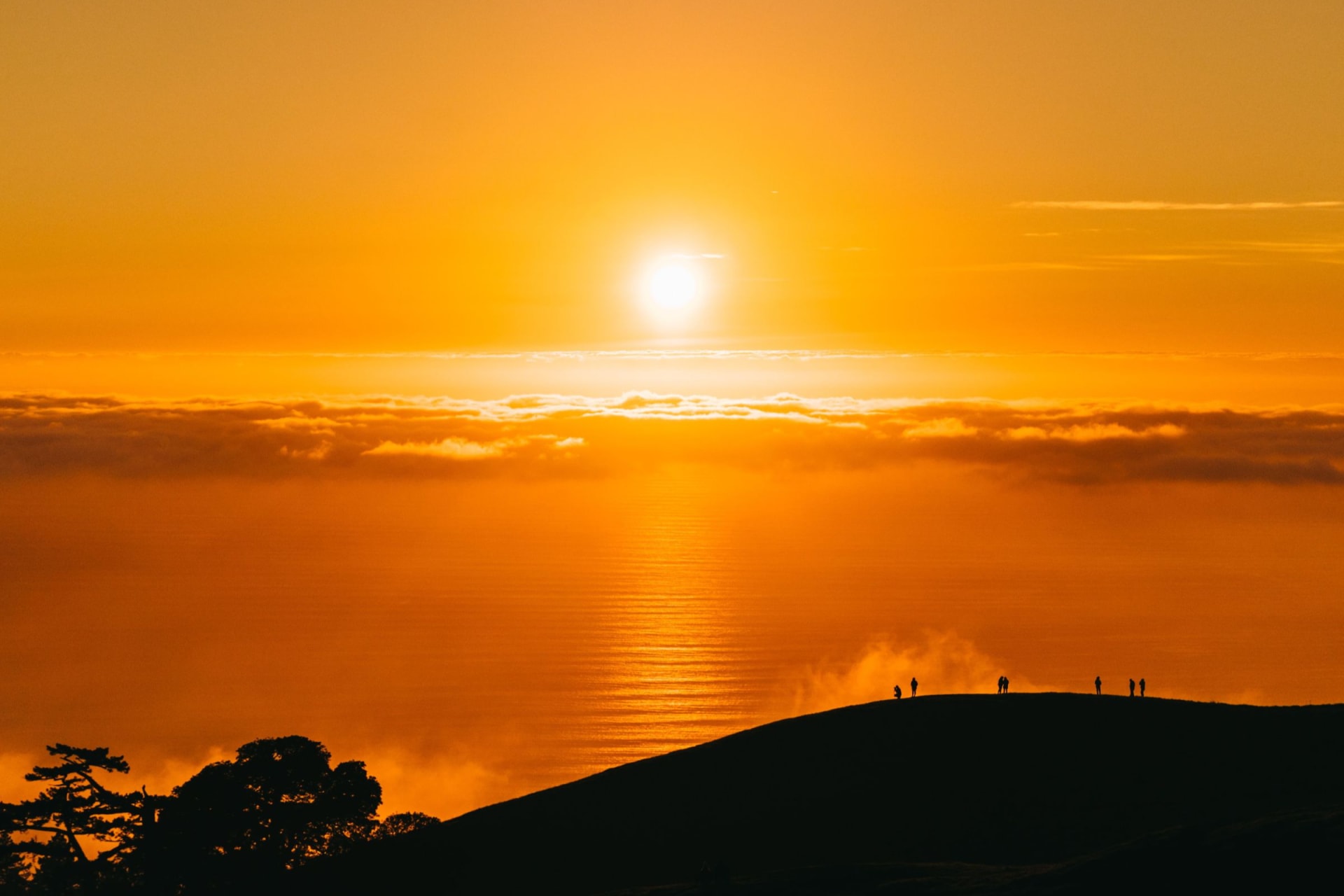 Sunrise meetings - a continuous improvement booster Sunrise meetings - a continuous improvement booster